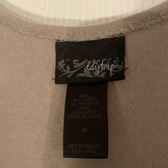 Daytrip tunic grayish taupe with silver, bronze, gray sequins. Size Medium - Picture 2 of 7